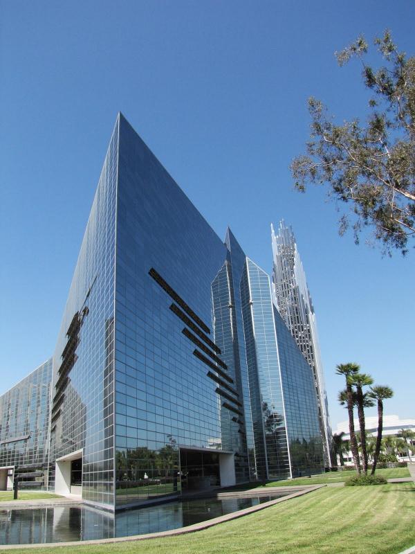 Чудо архитектуры: самое большое  в мире сооружение из стекла (ФОТО)