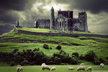 Скала Кашел - древняя резиденция королей Ирландии (ФОТО)