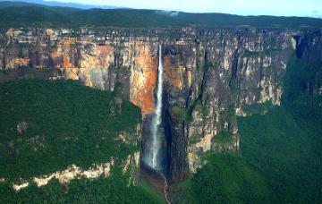 Анхель - самый высокий водопад в мире (ФОТО)