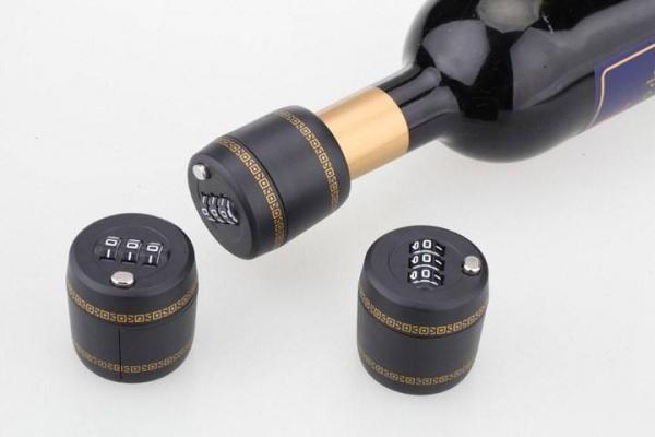 10 самых странных вещей, которые продаются на Aliexpress (ФОТО)