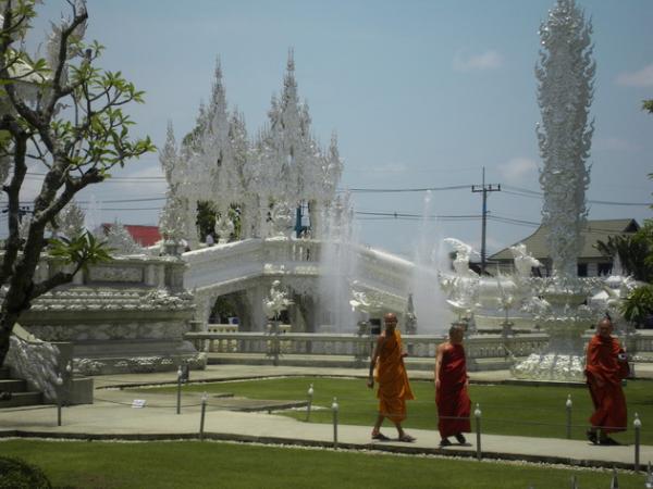 Экзотическая Азия: самый красивый буддийский храм Таиланда (ФОТО)