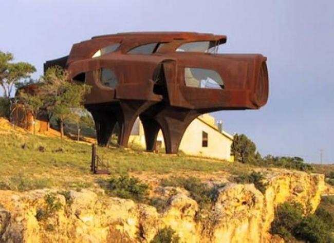 15 экстремальных домов, построенных в необычных местах (ФОТО)