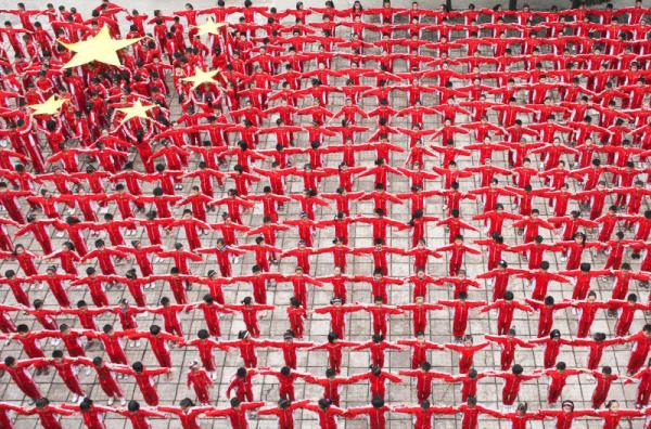 Почему в Китае толпа — это не угроза, а искусство (ФОТО) 