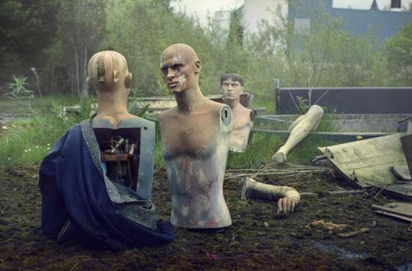 Жертвы моды: кладбище манекенов возле Ньюкасла (ФОТО) 