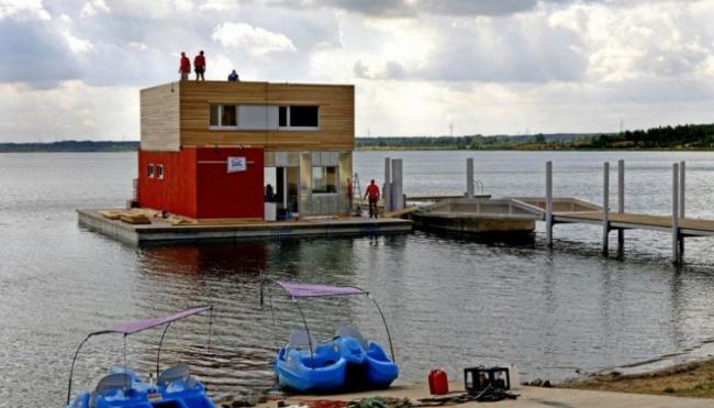 20 невероятно крутых «плавающих» домов (ФОТО)