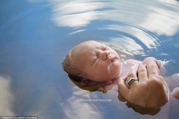 Первое чудо света: как рождаются дети (ФОТО)