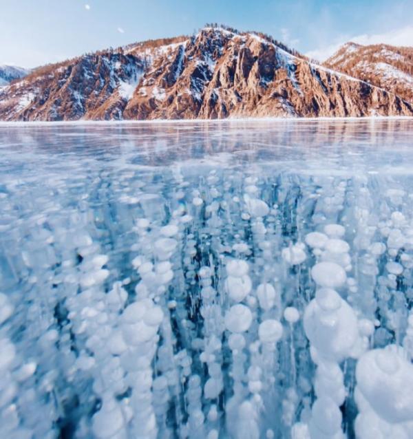 Как выглядит замерзший Байкал (ФОТО)