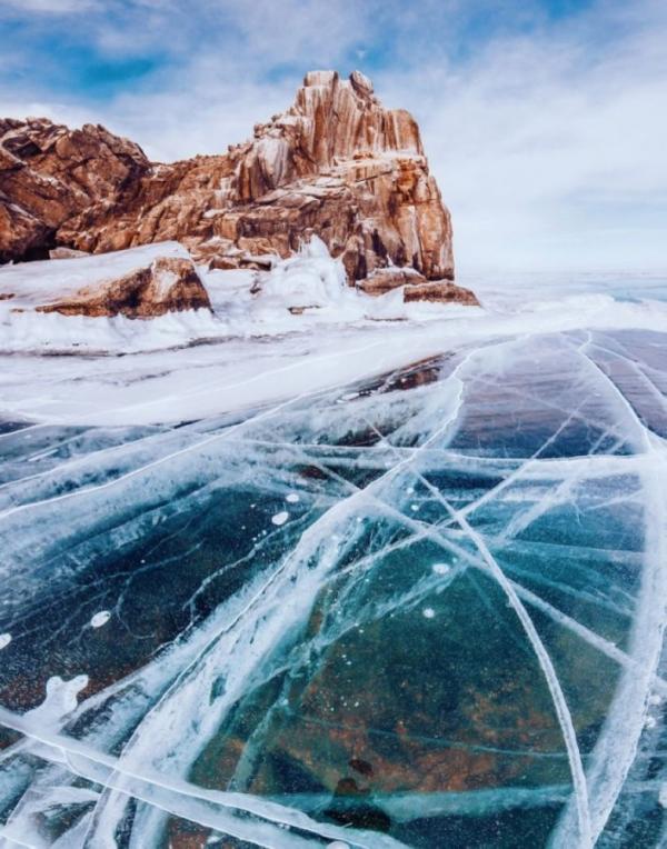 Как выглядит замерзший Байкал (ФОТО)