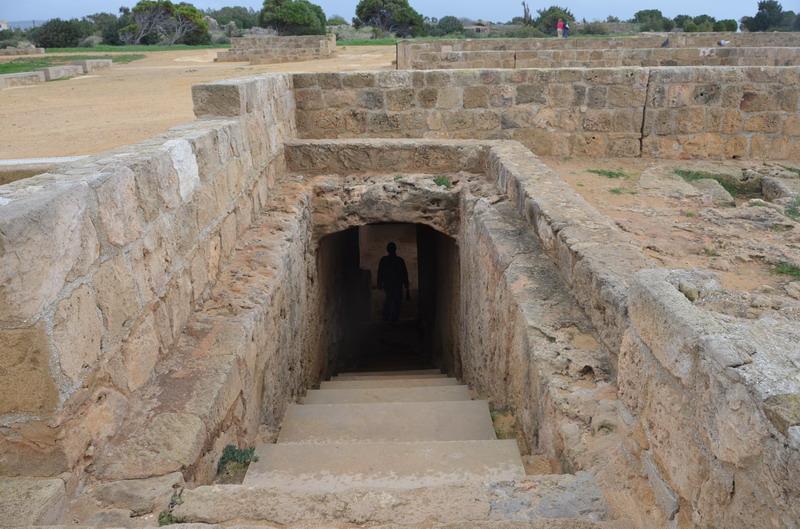 Гробницы царей - Великолепный некрополь на Кипре (ФОТО)