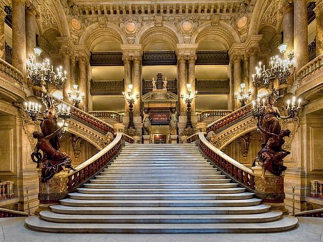 Гранд-опера – один из самых изыcканных символов Парижа (ФОТО)