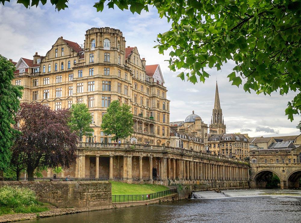 Бат - самый живописный курорт Англии (ФОТО)