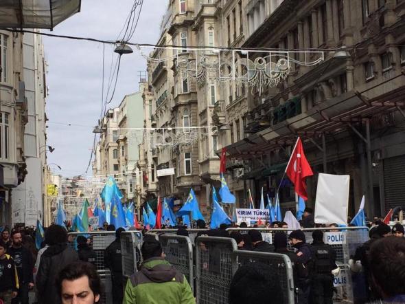 Крым – это Украина: мир помнит об аннексии полуострова (ФОТО)