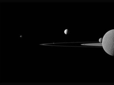 Зонд «Кассини» сделал фотоснимки загадочных структур в кольцах Сатурна