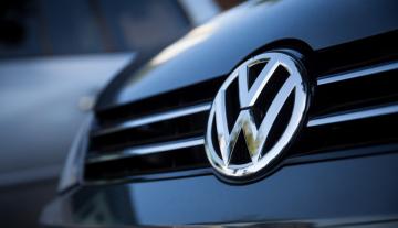 Немецкий гигант Volkswagen отзывает почти 600 тысяч автомобилей