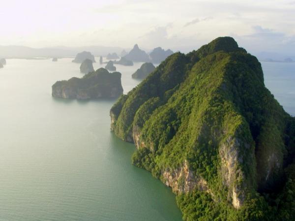 Залив Пханг Нга: жемчужина Таиланда, привлекающая туристов со всего мира (ФОТО)