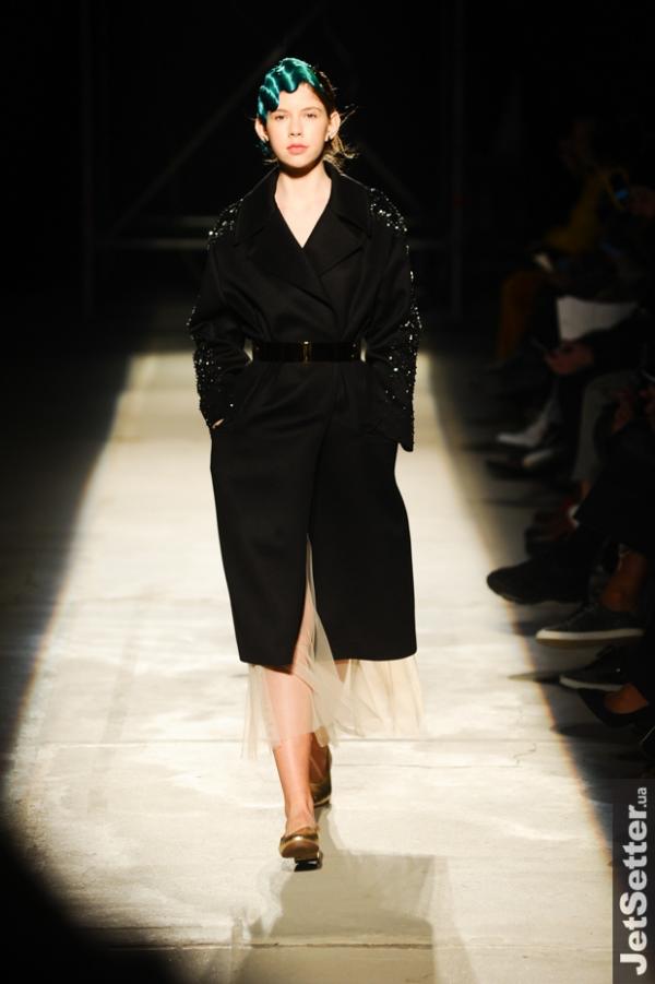 Черная женственность от молодого дизайнера Артема Климчука (ФОТО)