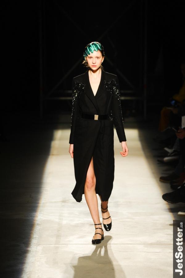 Черная женственность от молодого дизайнера Артема Климчука (ФОТО)