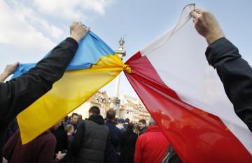 Украинцы и поляки помирятся без политиков, – мнение