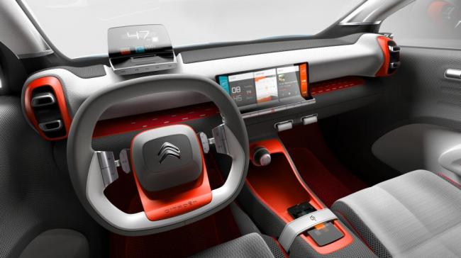 В Сети появились снимки Citroen C-Aircross (ФОТО)