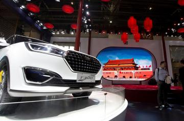 Китайцы показали новый серийный кроссовер Zotye T300 (ФОТО)