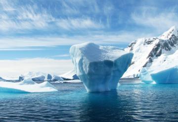 В Антарктиде найдены мертвые озера