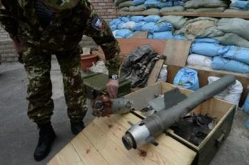 Из РФ на Донбасс завезли очередную партию оружия и боеприпасов