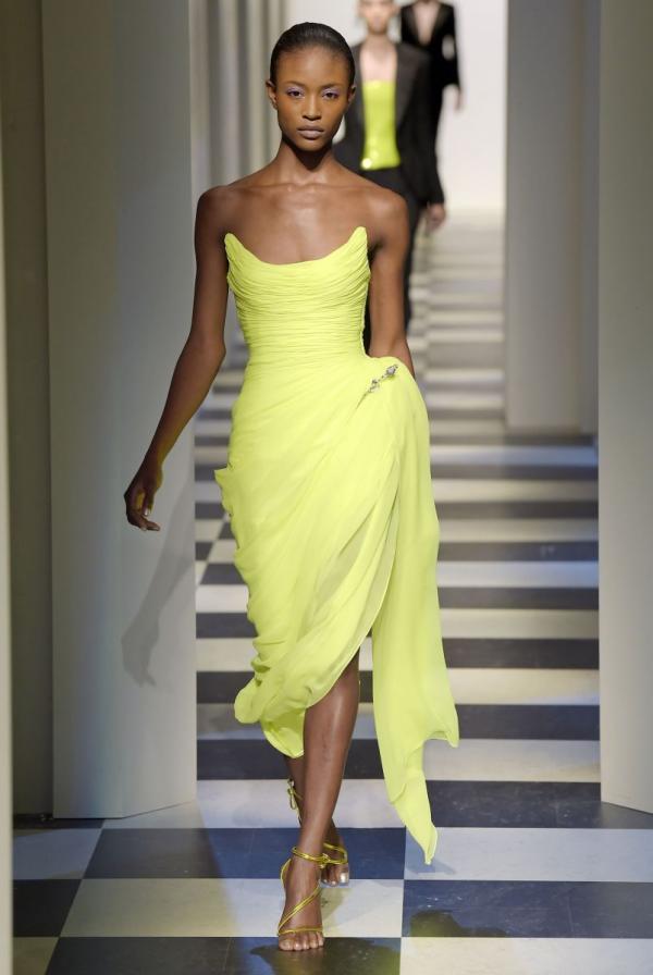 Истинная роскошь в коллекции Oscar De La Renta (ФОТО)