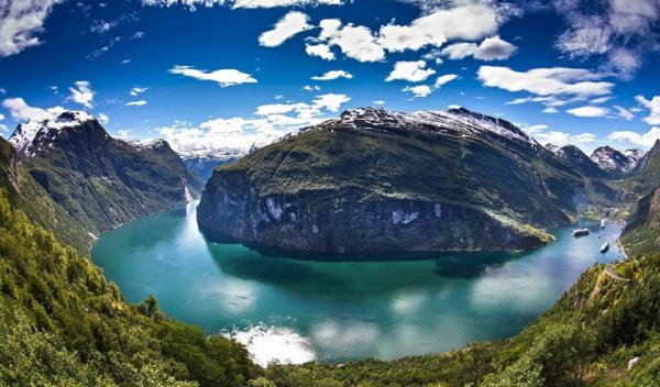 Живописное зрелище: как выглядит одна из главных природных достопримечательностей Норвегии (ФОТО)