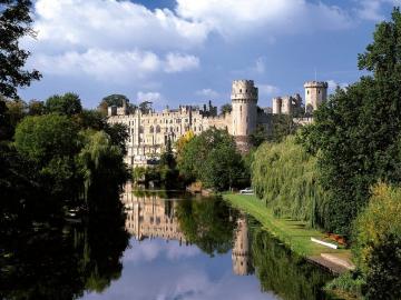 Уорикский замок в Великобритании - роскошная резиденция с плохой историей (ФОТО)