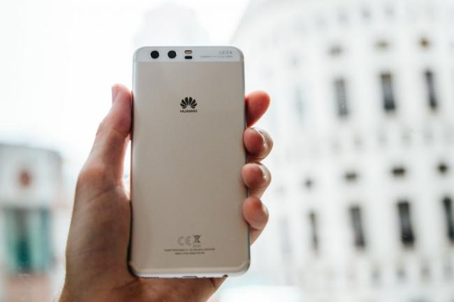 Huawei представила новые флагманы P10 и P10 Plus (ФОТО)