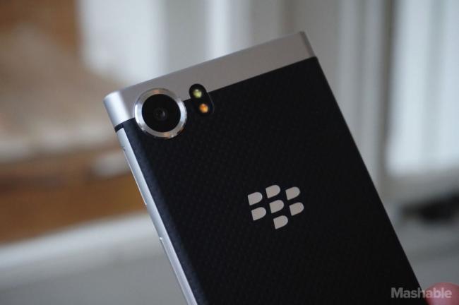 BlackBerry официально представила KEYone (ФОТО)