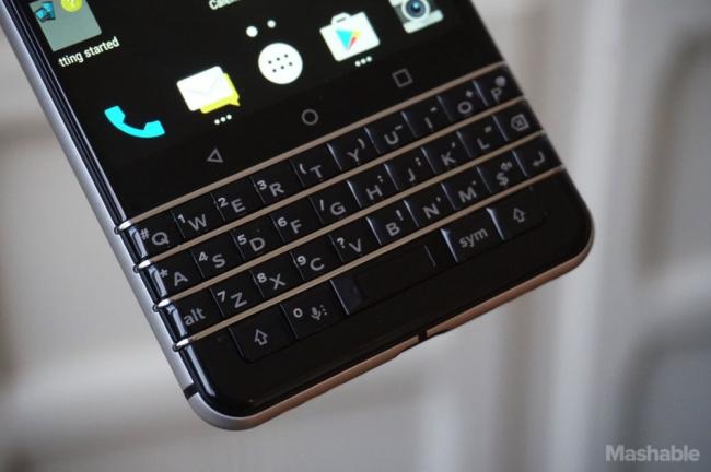 BlackBerry официально представила KEYone (ФОТО)