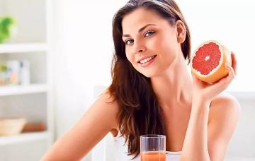 Диетологи напомнили о пользе грейпфрута