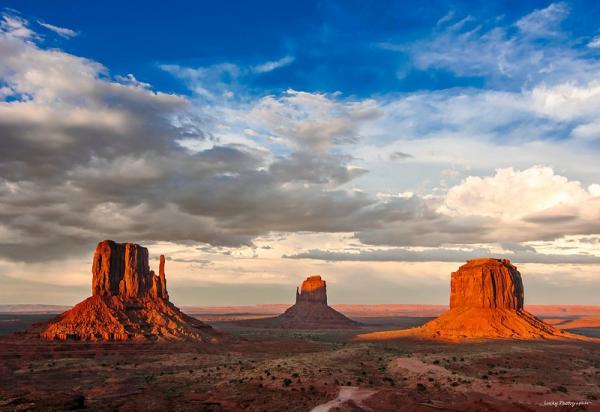 Земля индейцев и марсианских пейзажей: захватывающая долина монументов в США (ФОТО)