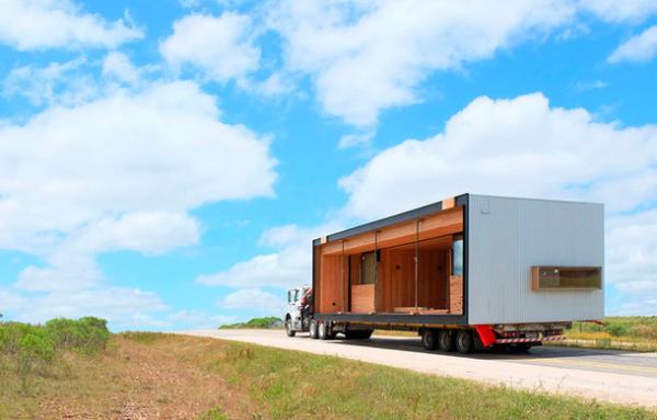 Идеальные взаимоотношения природы и архитектуры: дом-контейнер в горах Уругвая (ФОТО)