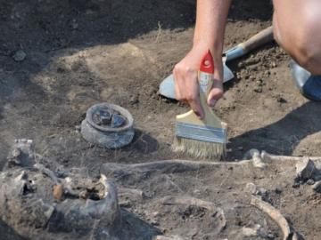 В Китае археологи нашли бронзовые изделия возрастом более 2 тыс. лет