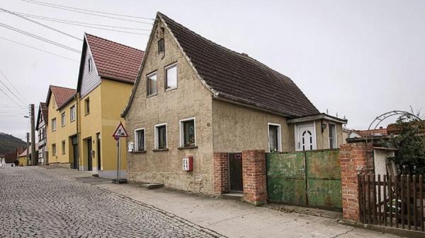 Житель Германии сделал неожиданную находку в подвале собственного дома (ФОТО)