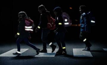 Инновационная технология позволит автомобилям Ford «видеть» пешеходов в темноте