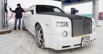 Обычный парень сделал Rolls-Royce из старого автомобиля  в своем гараже (ФОТО)