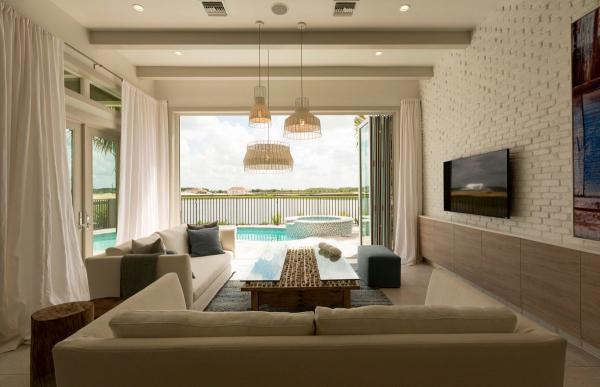 Семейное гнездо: классический американский дом во Флориде (ФОТО)