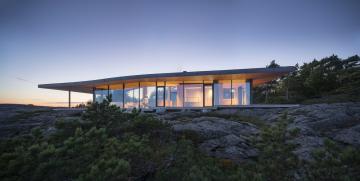 Жилище на природе: великолепный стеклянный дом для летнего отдыха (ФОТО)
