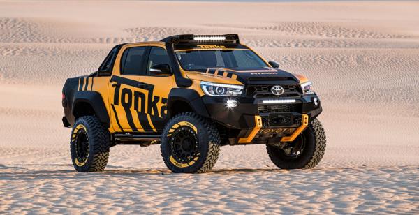 Toyota официально представила экстремальный пикап HiLux Tonka concept (ФОТО)