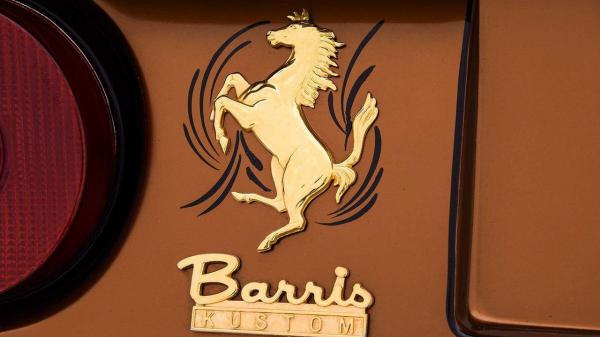 Культовый спорткар Ferrari с безумным тюнингом продают за двести тысяч долларов (ФОТО)