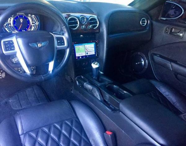 В США продают копию Bentley, которая выглядит круче оригинала за триста тысяч долларов (ФОТО)