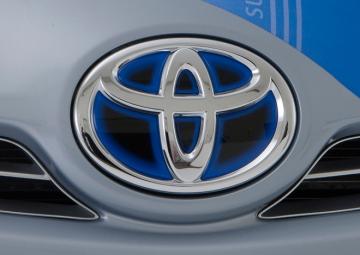 Toyota отзывает почти 3 млн автомобилей из-за гибели людей