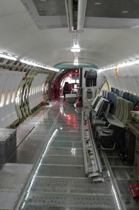 Американец приобрел самолет за 220 000 долларов и сделал из него настоящий дом  (ФОТО)