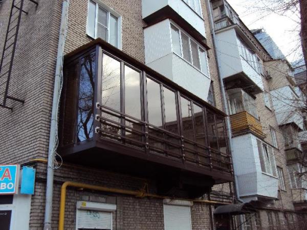 12 эпичных балконов, которые вводят в полный ступор (ФОТО)