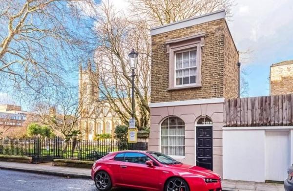 Один из самых маленьких домов Лондона был продан за 700 тысяч фунтов стерлингов (ФОТО)