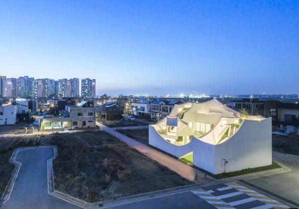 Нестандартное жилище: проект “Летящего дома” в Южной Корее (ФОТО)