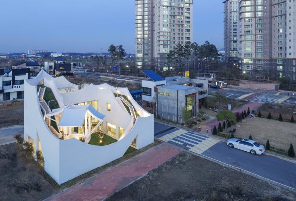 Нестандартное жилище: проект “Летящего дома” в Южной Корее (ФОТО)